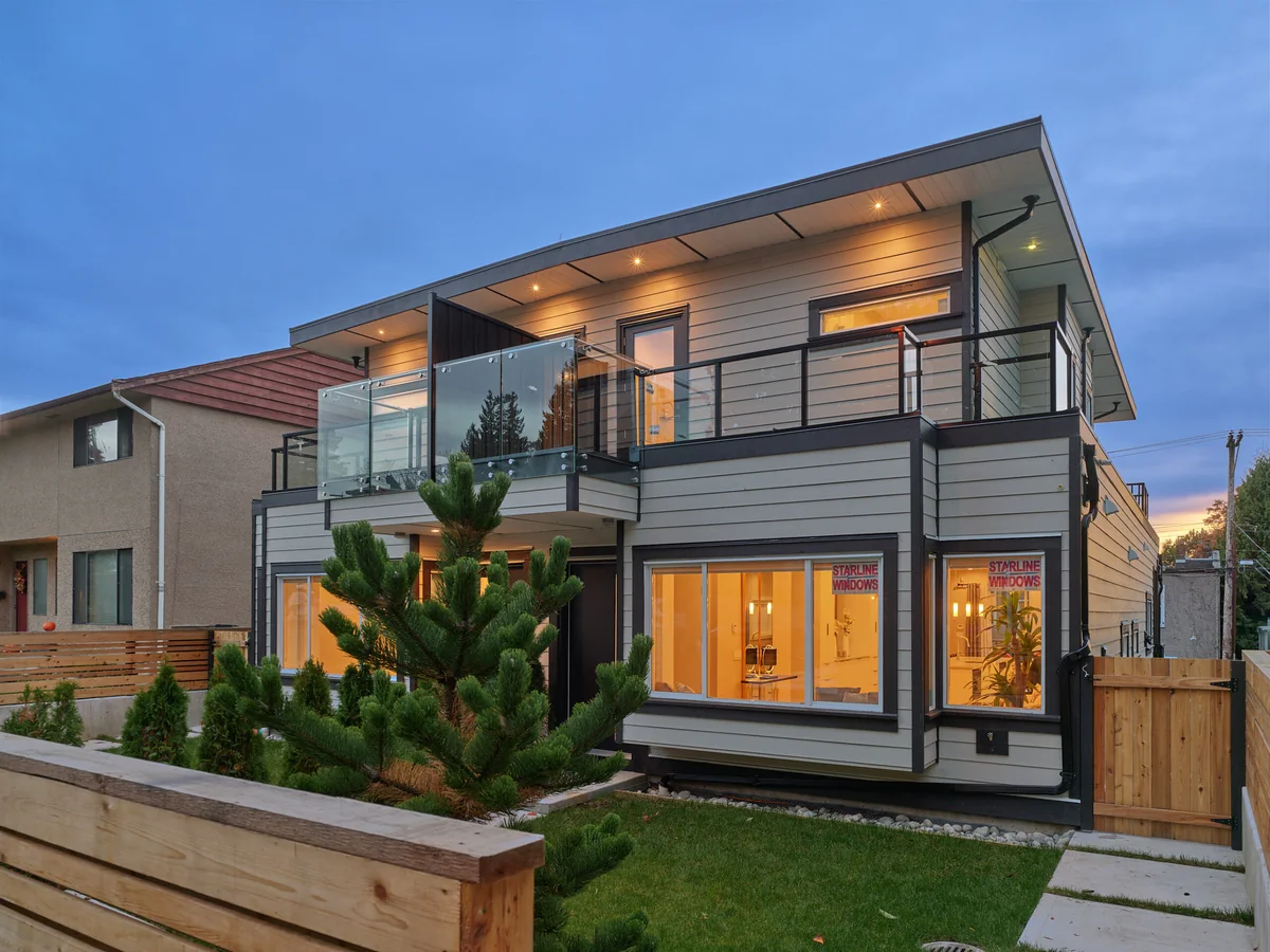 Completed side-by-side duplex at 357–359 E 4th St, North Vancouver, built by BRIO
